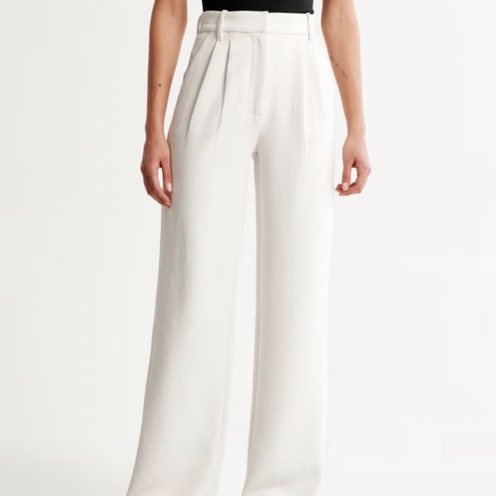 A&F Sloane Tailored Premium Crepe Pant